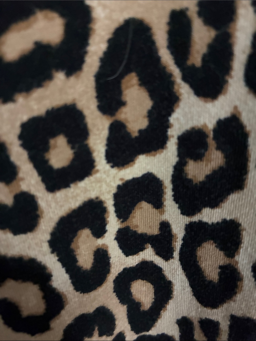 Chico's Black and Tan Leopard Print Top that is in Great Condition. Sizes - Picture 3 of 6